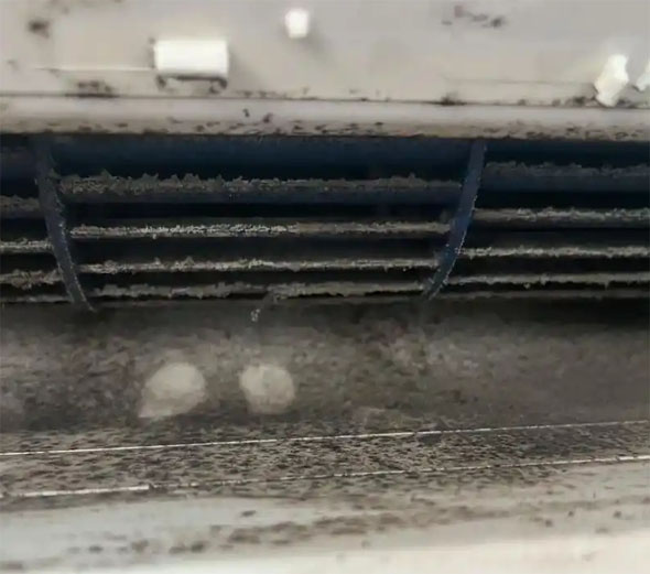 天涯空调吹的风有股烧焦味是怎么回事